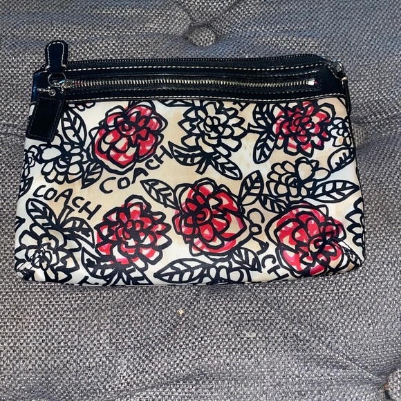 COACH POPPY DAISY GRAFFITI WRISTLET WALLET REMOVEABLE STRAP COIN PURSE POUCH - Picture 9 of 9